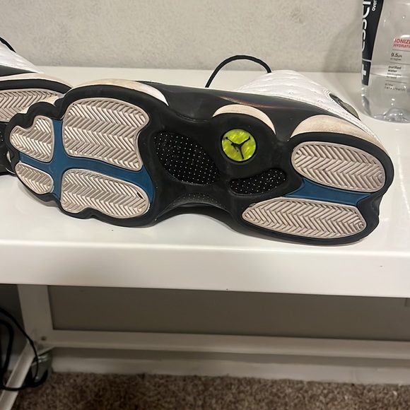 Air Jordan 13s “Barons”. No box. Mens size 13. Teal Holographic - Picture 4 of 4